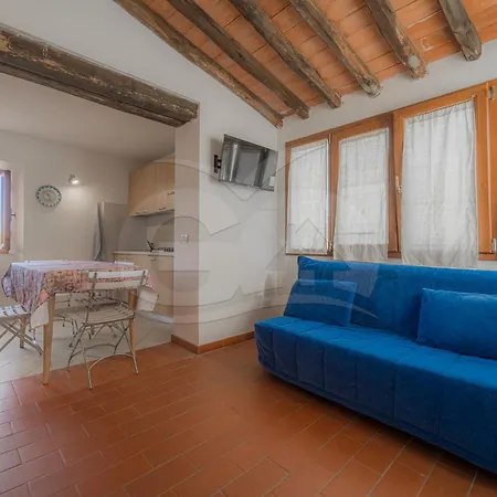 Il Borghetto - Goelba Apartment *